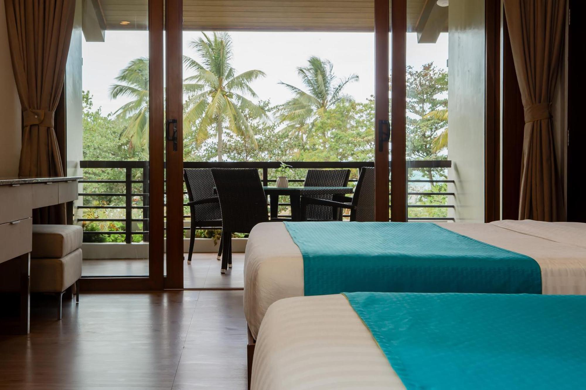 Solina Beach & Nature Resort Carles Bagian luar foto