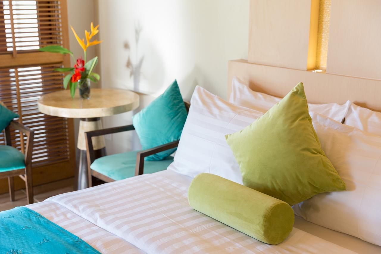 Solina Beach & Nature Resort Carles Bagian luar foto