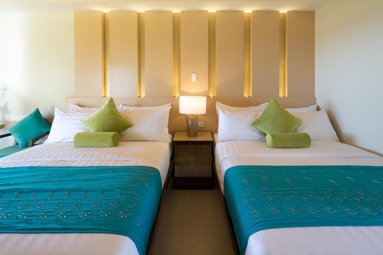 Solina Beach & Nature Resort Carles Bagian luar foto